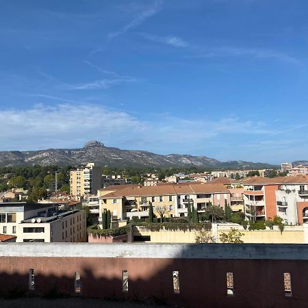 Bel Appartement T1 30M2 Centre Historique Aubagne Exterior foto