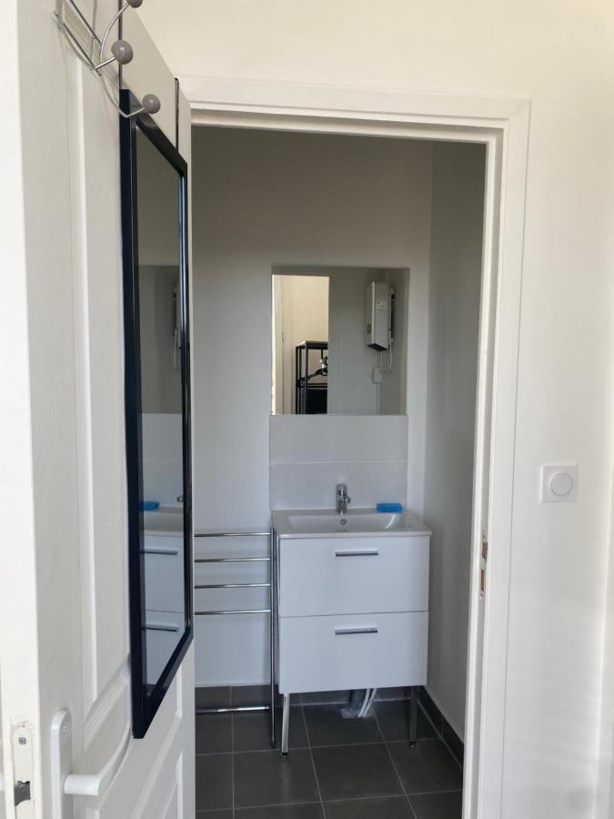Bel Appartement T1 30M2 Centre Historique Aubagne Exterior foto